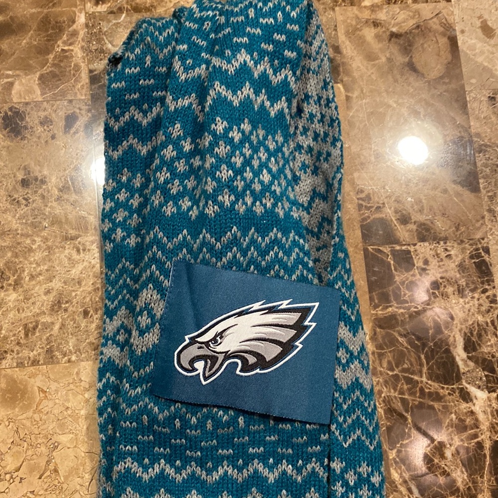 Eagles logo Women’s infinity scarf